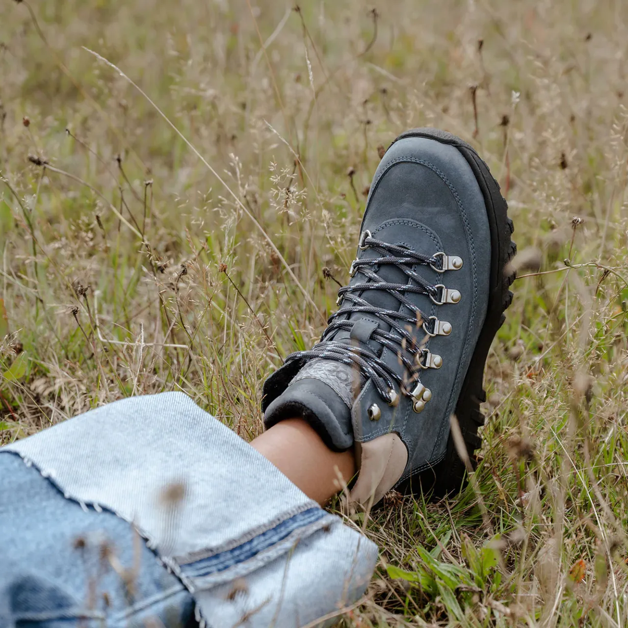 WODEN Iris Track Nubuck Mix - Storm New