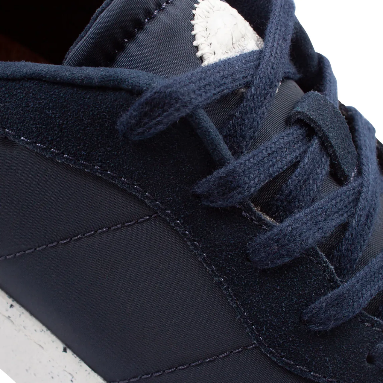 WODEN May - Navy Hot