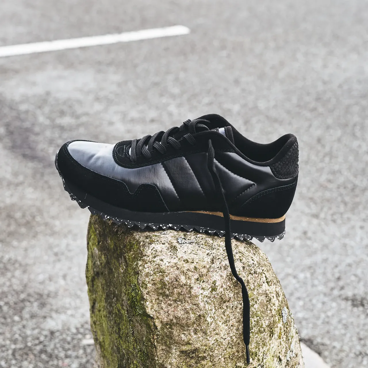 WODEN Nora III Metallic Nylon - Black Fashion